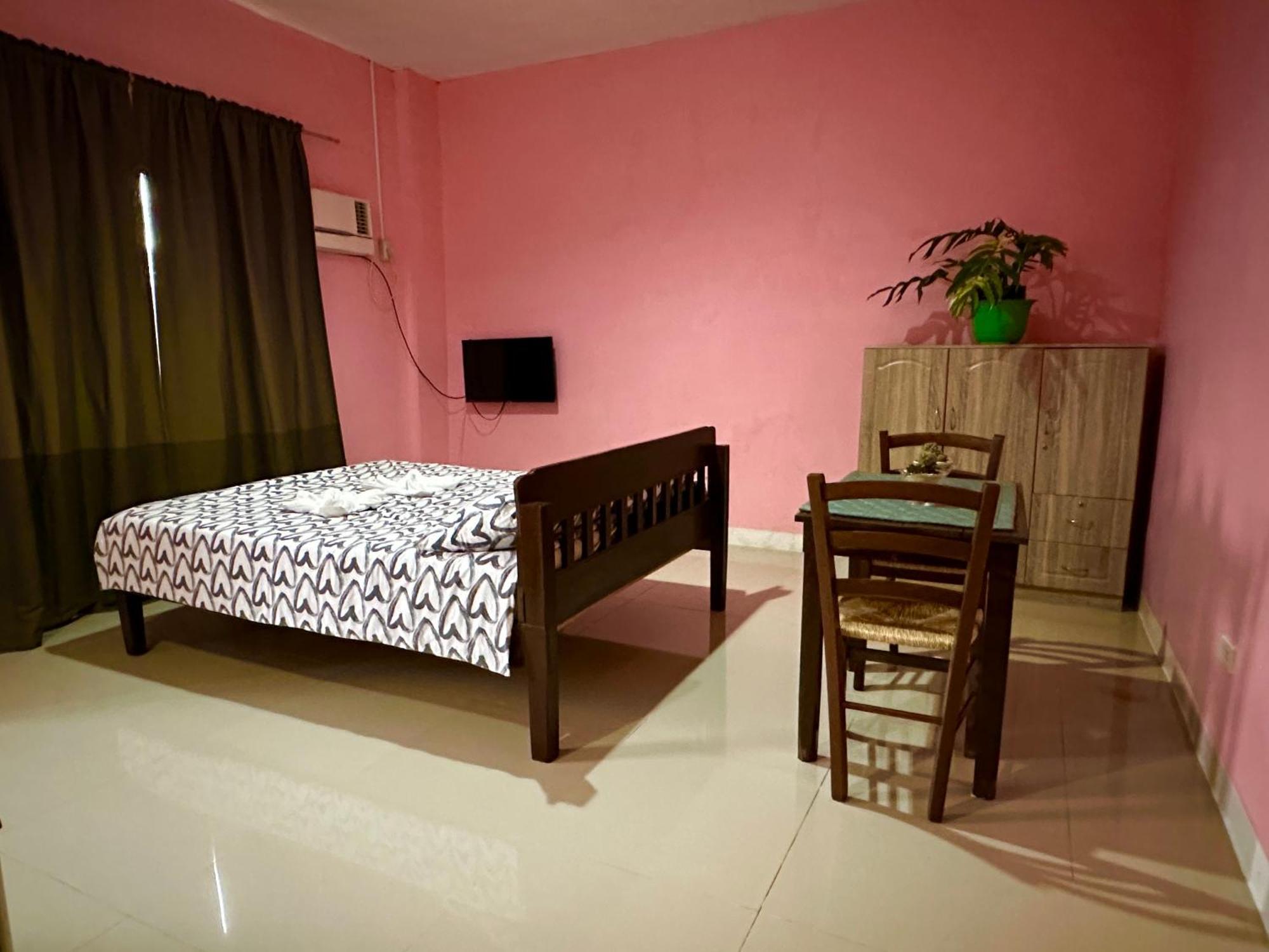 Rozay Travellers Inn Kabankalan Esterno foto