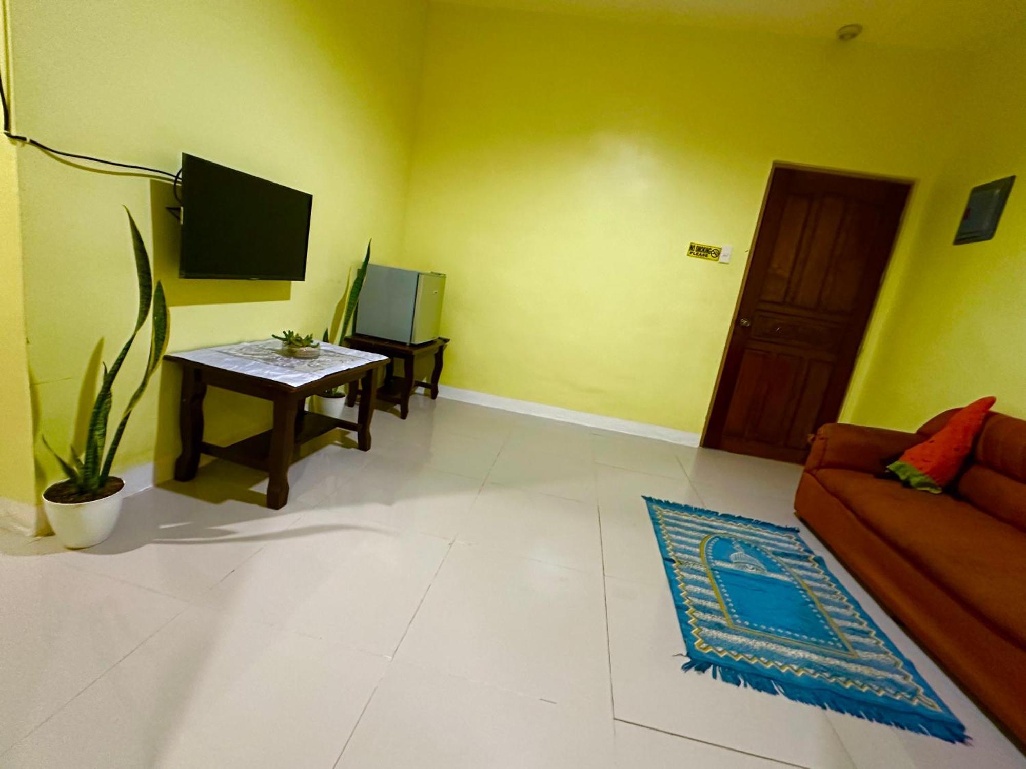 Rozay Travellers Inn Kabankalan Esterno foto