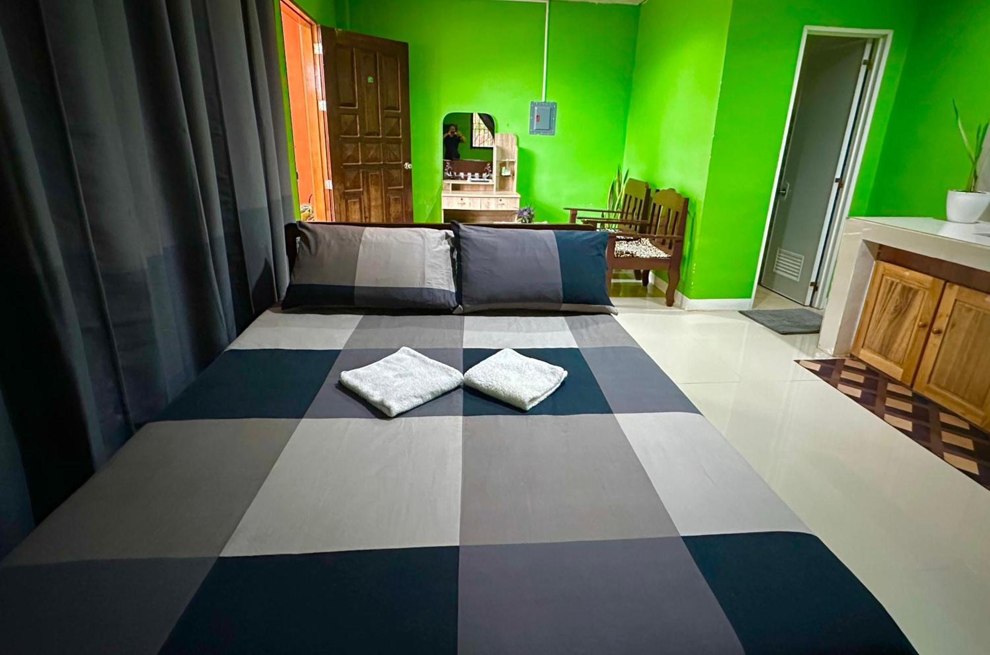 Rozay Travellers Inn Kabankalan Esterno foto