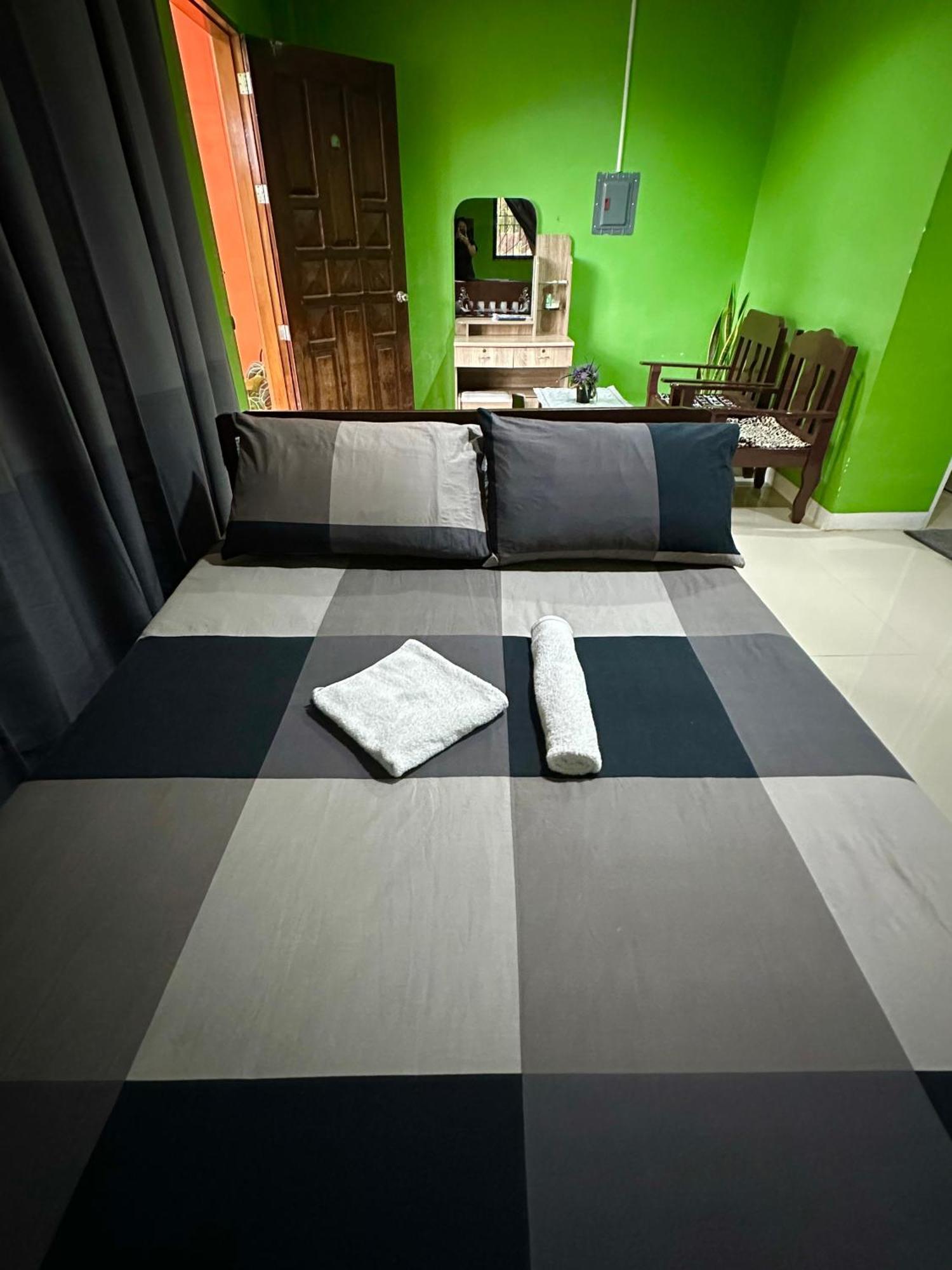 Rozay Travellers Inn Kabankalan Esterno foto